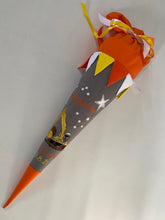Laden Sie das Bild in den Galerie-Viewer, Schultüte Bagger aus Stoff inkl. Papprohling 70 cm oder 85 cm ST129 & ST130