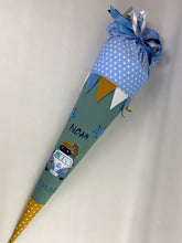 Laden Sie das Bild in den Galerie-Viewer, Schultüte VW Bulli aus Stoff inkl. Papprohling 70 cm oder 85 cm ST207 & ST208