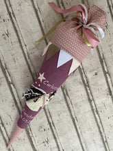 Laden Sie das Bild in den Galerie-Viewer, Schultüte Pferd aus Stoff mit Glitzer inkl. Papprohling 70cm oder 85 cm ST029 & ST030