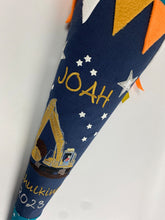 Laden Sie das Bild in den Galerie-Viewer, Schultüte Bagger aus Stoff inkl. Papprohling 70 cm oder 85 cm ST235 & ST236