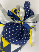 Laden Sie das Bild in den Galerie-Viewer, Schultüte Pikachu aus Stoff inkl. Papprohling 70 cm oder 85 cm ST003 & ST004