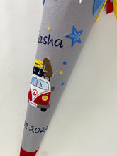 Laden Sie das Bild in den Galerie-Viewer, Schultüte VW Bulli aus Stoff inkl. Papprohling 70 cm oder 85 cm ST125 & ST126