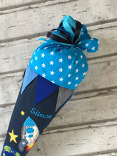 Laden Sie das Bild in den Galerie-Viewer, Schultüte Rakete Weltraum aus Stoff inkl. Papprohling 70 cm oder 85 cm ST093 & ST094