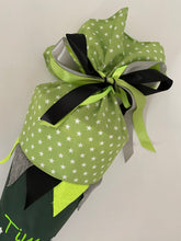 Laden Sie das Bild in den Galerie-Viewer, Schultüte Ninja/ Ninjago Stoff inkl. Papprohling 70 cm oder 85cm ST165 & ST166