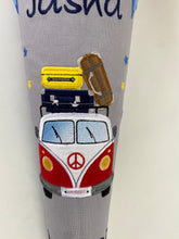 Laden Sie das Bild in den Galerie-Viewer, Schultüte VW Bulli aus Stoff inkl. Papprohling 70 cm oder 85 cm ST125 & ST126