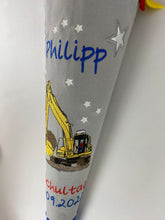 Laden Sie das Bild in den Galerie-Viewer, Schultüte Bagger aus Stoff inkl. Papprohling 70 cm oder 85 cm ST197 & ST198