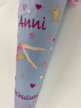 Laden Sie das Bild in den Galerie-Viewer, Schultüte Turnerin aus Stoff inkl. Papprohling 70 cm oder 85 cm ST099 & ST100