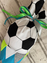 Laden Sie das Bild in den Galerie-Viewer, Schultüte Fußball Soccer aus Stoff inkl. Papprohling 70 cm oder 85 cm ST183 & ST184