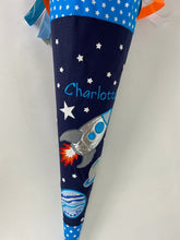 Laden Sie das Bild in den Galerie-Viewer, Schultüte Planeten Weltraum Rakete Stoff inkl. Papprohling 70cm oder 85 cm ST189 & ST190