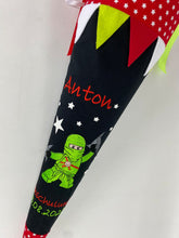 Laden Sie das Bild in den Galerie-Viewer, Schultüte Ninja/ Ninjago Stoff inkl. Papprohling 70 cm oder 85 cm ST081 & ST082