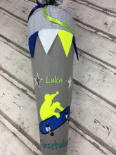Laden Sie das Bild in den Galerie-Viewer, Schultüte Skateboard aus Stoff inkl. Papprohling 70 cm oder 85 cm ST073 & ST074