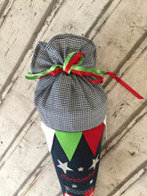 Laden Sie das Bild in den Galerie-Viewer, Schultüte Feuerwehr aus Stoff inkl. Papprohling 70 cm oder 85 cm ST255 & ST256