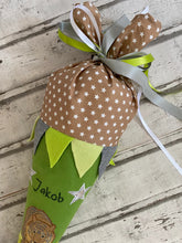 Laden Sie das Bild in den Galerie-Viewer, Schultüte Tiger aus Stoff inkl. Papprohling 70 cm oder 85 cm ST243 & ST244