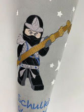 Laden Sie das Bild in den Galerie-Viewer, Schultüte Ninja/ Ninjago Stoff inkl. Papprohling 70cm oder 85 cm ST167 & ST168