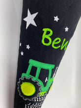 Laden Sie das Bild in den Galerie-Viewer, Schultüte Traktor aus Stoff inkl. Papprohling 70 cm oder 85 cm ST177 & ST178