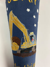 Laden Sie das Bild in den Galerie-Viewer, Schultüte Bagger aus Stoff inkl. Papprohling 70 cm oder 85 cm ST235 & ST236