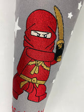Laden Sie das Bild in den Galerie-Viewer, Schultüte Ninja Ninjago Stoff inkl. Papprohling 70 cm oder 85 cm ST117 & ST118