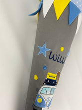 Laden Sie das Bild in den Galerie-Viewer, Schultüte VW Bulli aus Stoff inkl. Papprohling 70 cm oder 85 cm ST245 & ST246