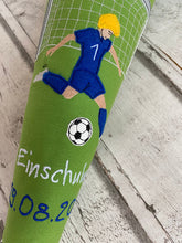Laden Sie das Bild in den Galerie-Viewer, Schultüte Fußball Soccer aus Stoff inkl. Papprohling 70 cm oder 85 cm ST181 & ST182