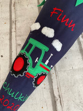 Laden Sie das Bild in den Galerie-Viewer, Schultüte Traktor aus Stoff inkl. Papprohling 70 cm oder 85 cm ST173 & ST174