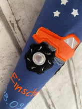 Laden Sie das Bild in den Galerie-Viewer, Schultüte Monstertruck Stoff inkl. Papprohling 70 cm oder 85 cm ST025 & ST026