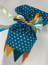 Laden Sie das Bild in den Galerie-Viewer, Schultüte aus Stoff Weltraum/ Raketen Papprohling 70 cm oder 85 cm ST113 & ST114