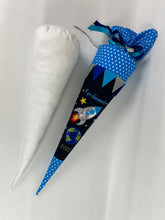 Laden Sie das Bild in den Galerie-Viewer, Schultüte Rakete und Erde aus Stoff inkl. Papprohling 70 cm oder 85 cm ST171 & ST172