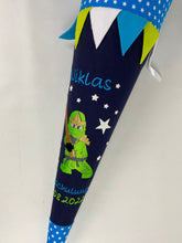 Laden Sie das Bild in den Galerie-Viewer, Schultüte Ninjago Stoff inkl. Papprohling 70 cm oder 85 cm ST249 & ST250