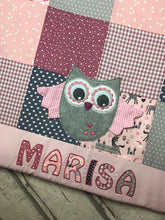 Laden Sie das Bild in den Galerie-Viewer, Babydecke/ Krabbeldecke *Patchwork Eule* KRD3003