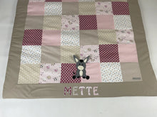 Laden Sie das Bild in den Galerie-Viewer, Babydecke/ Krabbeldecke *Patchwork Eselchen* KRD3020