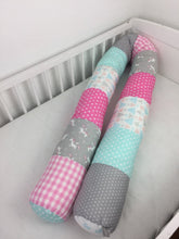 Laden Sie das Bild in den Galerie-Viewer, Bettschlange/Lagerung/Stillkissen rosa/mint/grau Traum *Patchwork BS0021