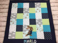 Laden Sie das Bild in den Galerie-Viewer, Babydecke/Krabbeldecke *Patchwork Schnuffelhase* KRD3016