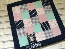 Laden Sie das Bild in den Galerie-Viewer, Babydecke/Krabbeldecke *Patchwork Esel* KRD3015