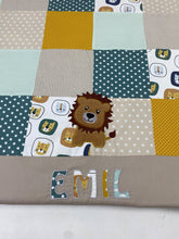 Laden Sie das Bild in den Galerie-Viewer, Babydecke/Krabbeldecke Löwe *Patchwork* KRD3023
