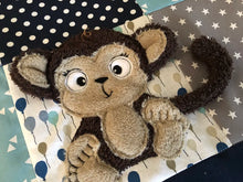 Laden Sie das Bild in den Galerie-Viewer, Babydecke/Krabbeldecke *Patchwork Affe* KRD3010