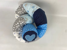 Laden Sie das Bild in den Galerie-Viewer, Bettschlange/Lagerungshilfe/Stillkissen Traum für Jungs *Patchwork* BS0010