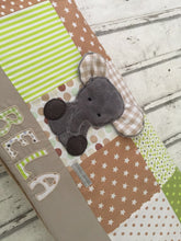 Laden Sie das Bild in den Galerie-Viewer, Babydecke/Krabbeldecke *Patchwork Elefant* KRD3013
