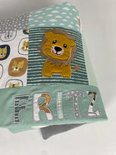 Laden Sie das Bild in den Galerie-Viewer, Babydecke/Krabbeldecke Löwe *Patchwork* KRD3008