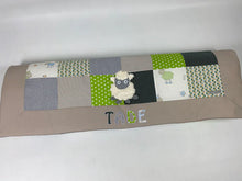 Laden Sie das Bild in den Galerie-Viewer, Babydecke/Krabbeldecke *Patchwork Schäfchen/Schaf* KRD3012