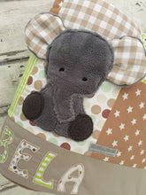 Laden Sie das Bild in den Galerie-Viewer, Babydecke/Krabbeldecke *Patchwork Elefant* KRD3013