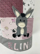 Laden Sie das Bild in den Galerie-Viewer, Babydecke/Krabbeldecke *Patchwork Eselchen* KRD3005
