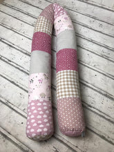 Laden Sie das Bild in den Galerie-Viewer, Bettschlange/Lagerungshilfe rosa/altrosa Patchwork* BS0025