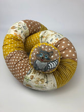 Laden Sie das Bild in den Galerie-Viewer, Bettschlange/Lagerungshilfe/Patchwork* Senfgelb/sand BS0026
