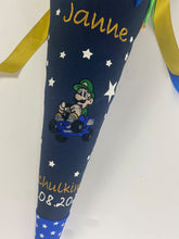 Laden Sie das Bild in den Galerie-Viewer, Schultüte Super Mario Stoff inkl. Papprohling 70 cm oder 85 cm ST007 &amp; ST008
