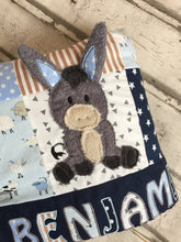 Laden Sie das Bild in den Galerie-Viewer, Bettschlange/Lagerungshilfe/Stillkissen Traum für Jungs  *Patchwork* BS0005
